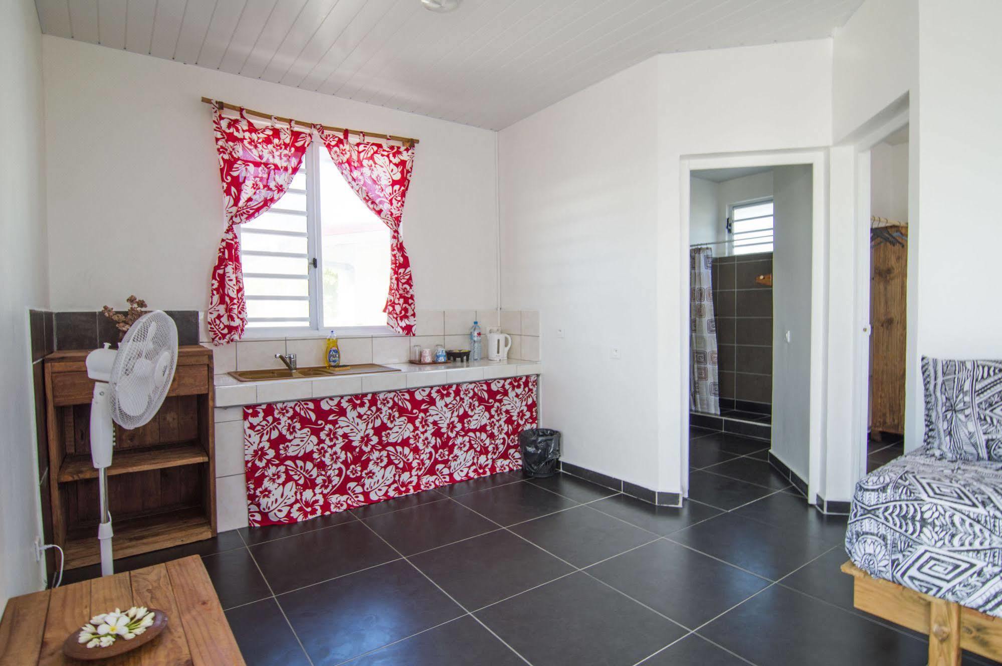 Va'A I Te Moana Villa Avatoru Exterior photo